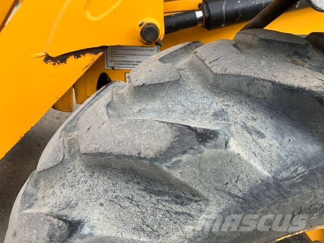 JCB 3CX AEC Kazıcı yükleyiciler - beko loder