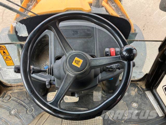 JCB 3CX AEC Kazıcı yükleyiciler - beko loder
