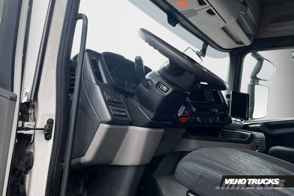 Scania R450B6X2*4NB ボックスボディー、ウイング、箱車