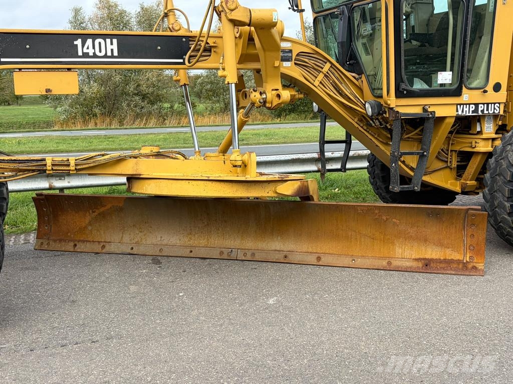CAT 140H Greideri