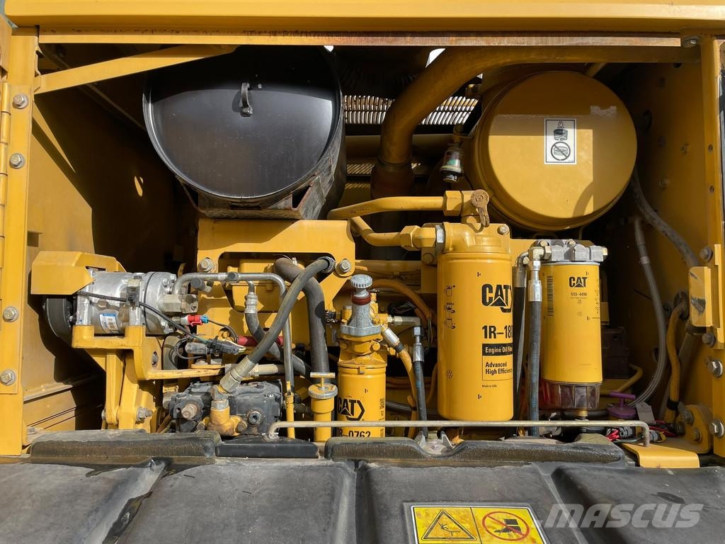 CAT 140H Greideri