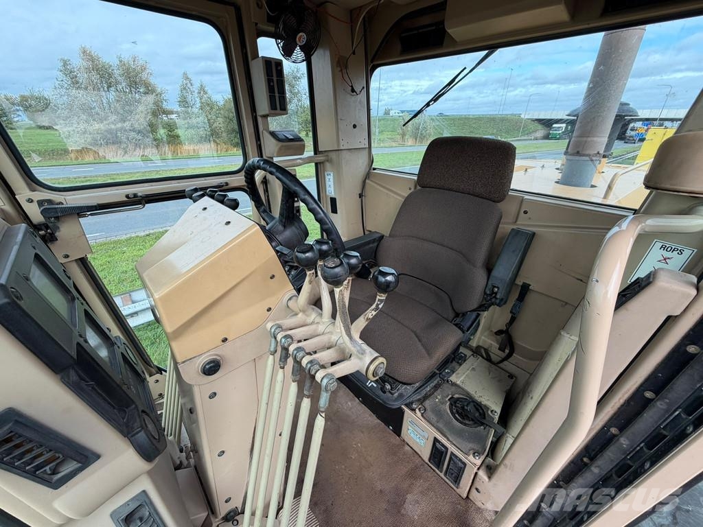 CAT 140H Greideri