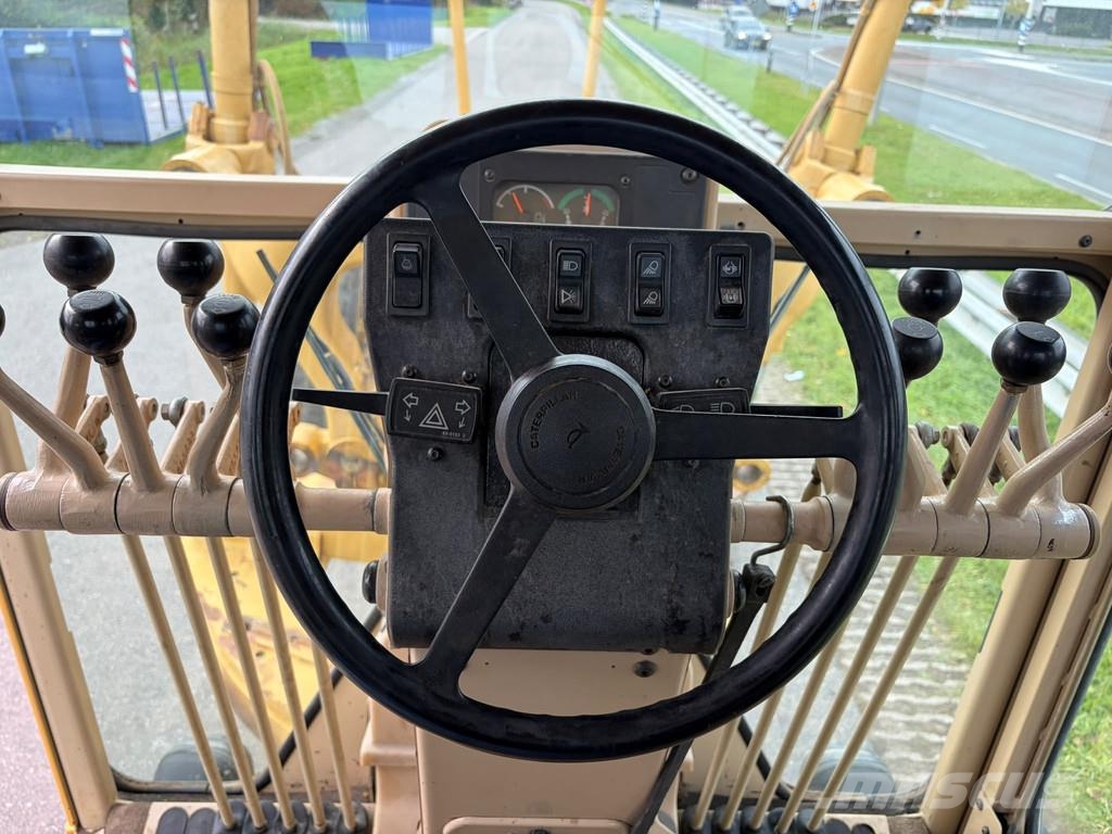CAT 140H Greideri