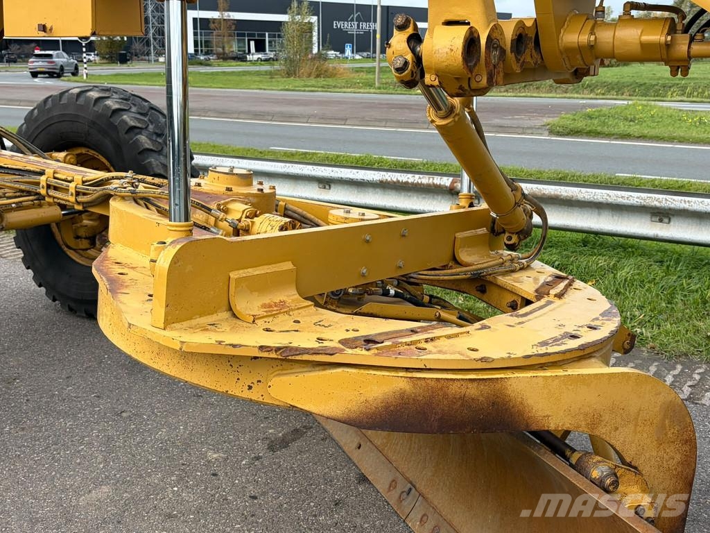 CAT 140H Greideri