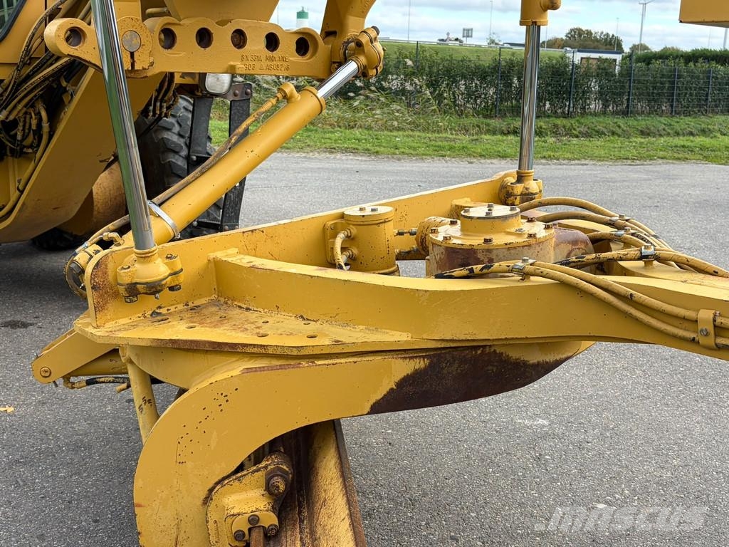 CAT 140H Greideri