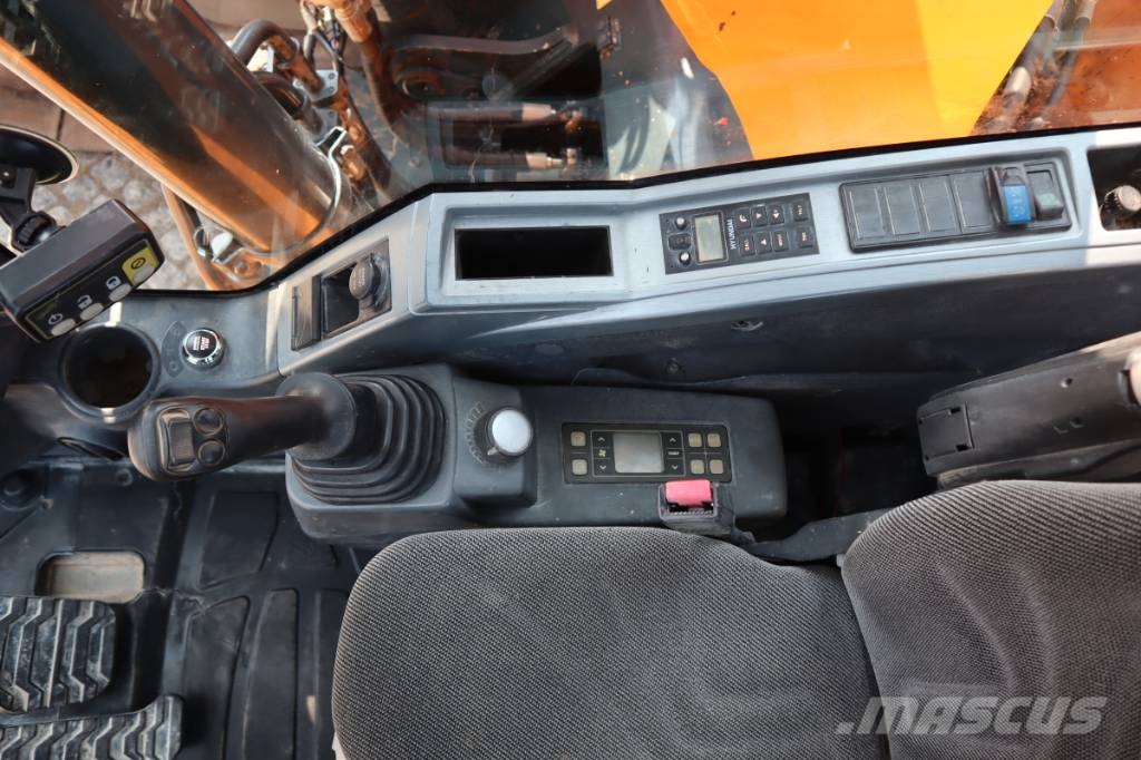 Hyundai HX235LCR Rupsgraafmachines