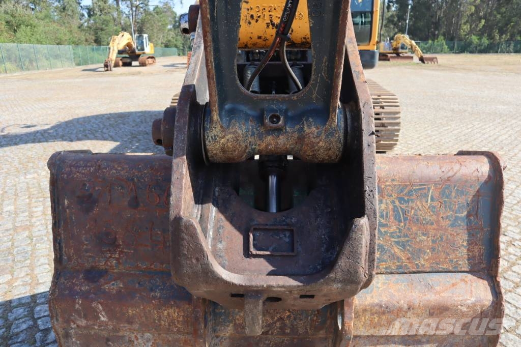 Hyundai HX235LCR Rupsgraafmachines