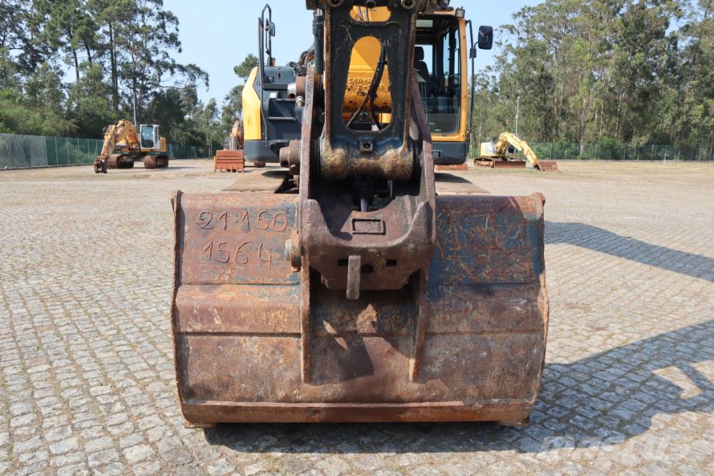 Hyundai HX235LCR Rupsgraafmachines