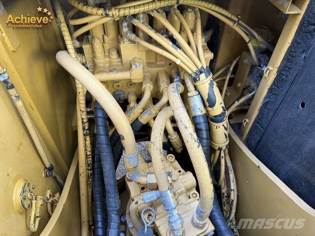 CAT 318DL 대형 굴삭기 29톤 이상