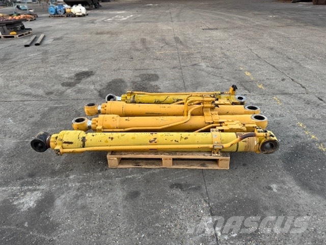 CAT 325 C HYDRAULIC CYLINDER COMPLET Гідравліка