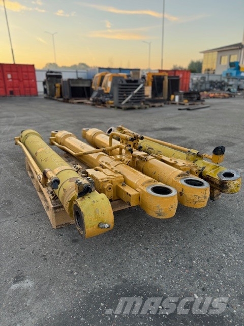 CAT 325 C HYDRAULIC CYLINDER COMPLET Гідравліка