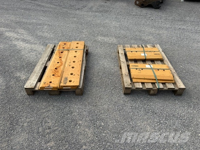 Liebherr LEMIESZ KOMPLET 8 SZT Εκσκαφείς