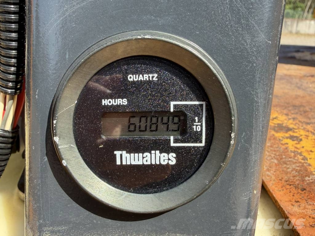 Thwaites MACH 444 翻斗车\公路型自卸车