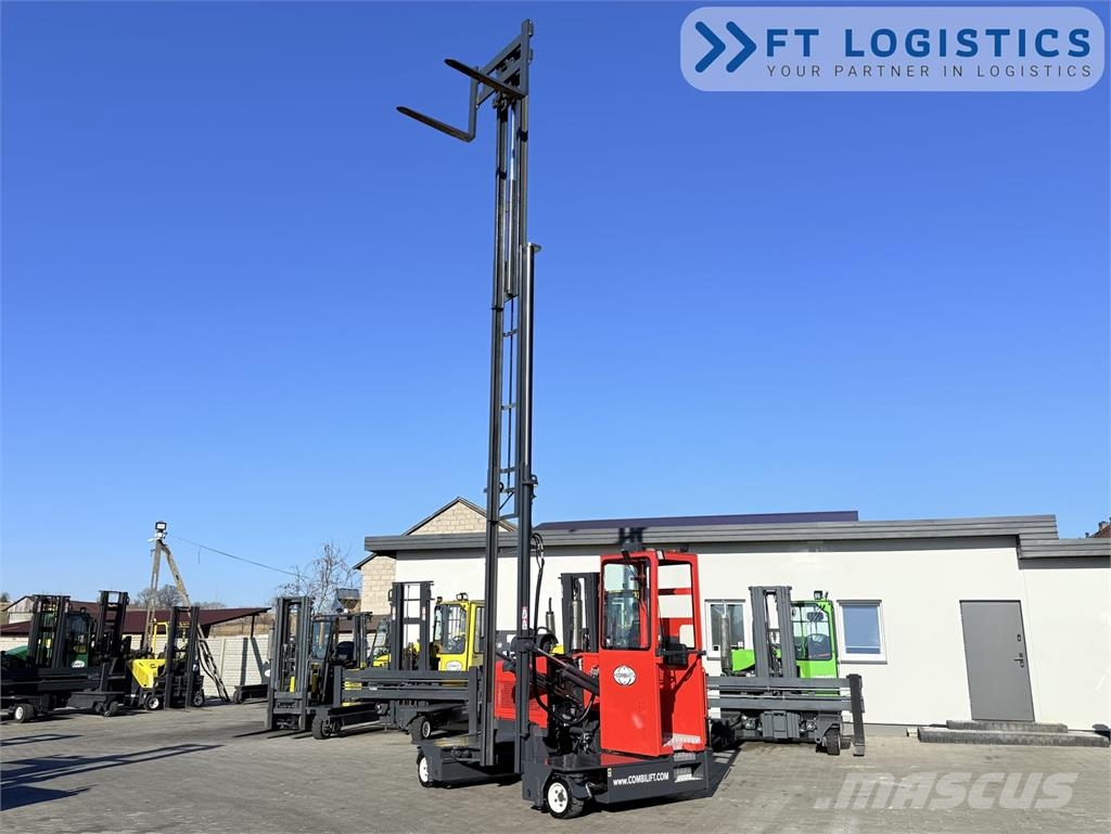 Combilift C3000GST / GAS / TRIPLEX 8300 / FREE-LIFT / EXCELL Tolóoszlopos négyutas targonca