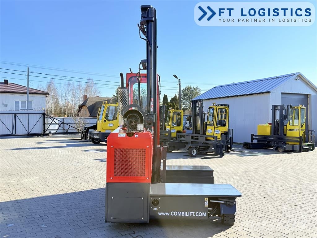 Combilift C3000GST / GAS / TRIPLEX 8300 / FREE-LIFT / EXCELL Četru virzienu krāvēji