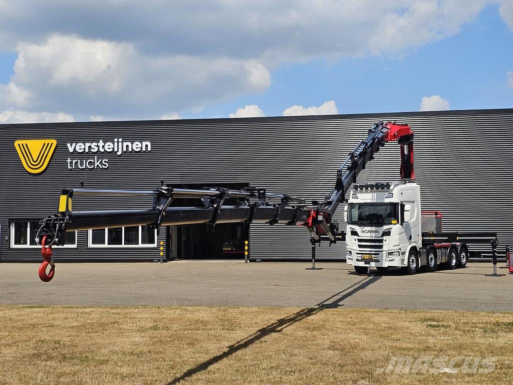 Scania R590 V8 8x2 / HMF 9520 CRANE - JIB - WINCH / TRACT Tahače