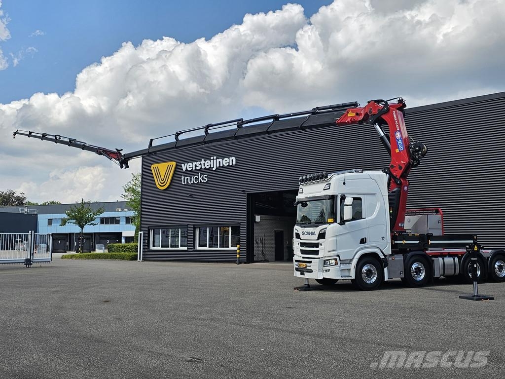 Scania R590 V8 8x2 / HMF 9520 CRANE - JIB - WINCH / TRACT Tahače