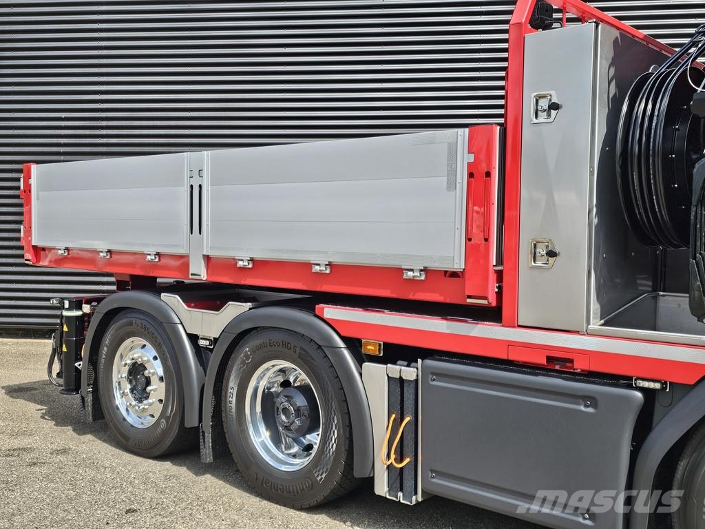 Scania R590 V8 8x2 / HMF 9520 CRANE - JIB - WINCH / TRACT Tahače