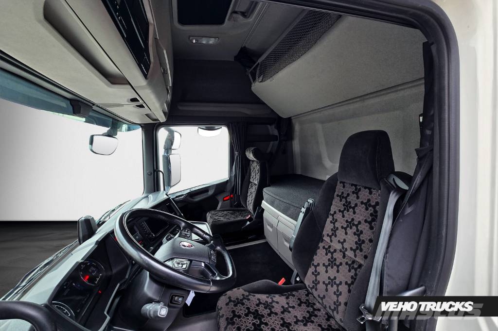 Scania R500 A 6X2 NB SUPER LÅGA MIL Sadulveokid