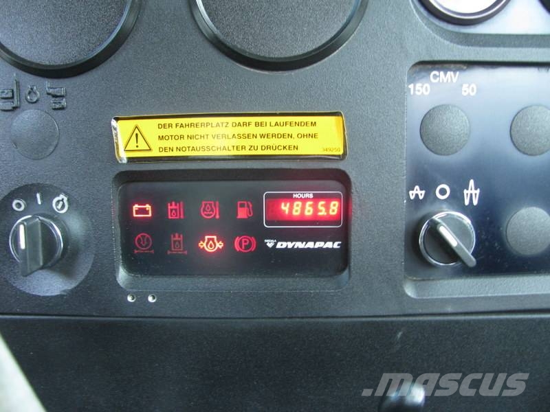 Dynapac CA152D teža 7.600kg 单轮压路机