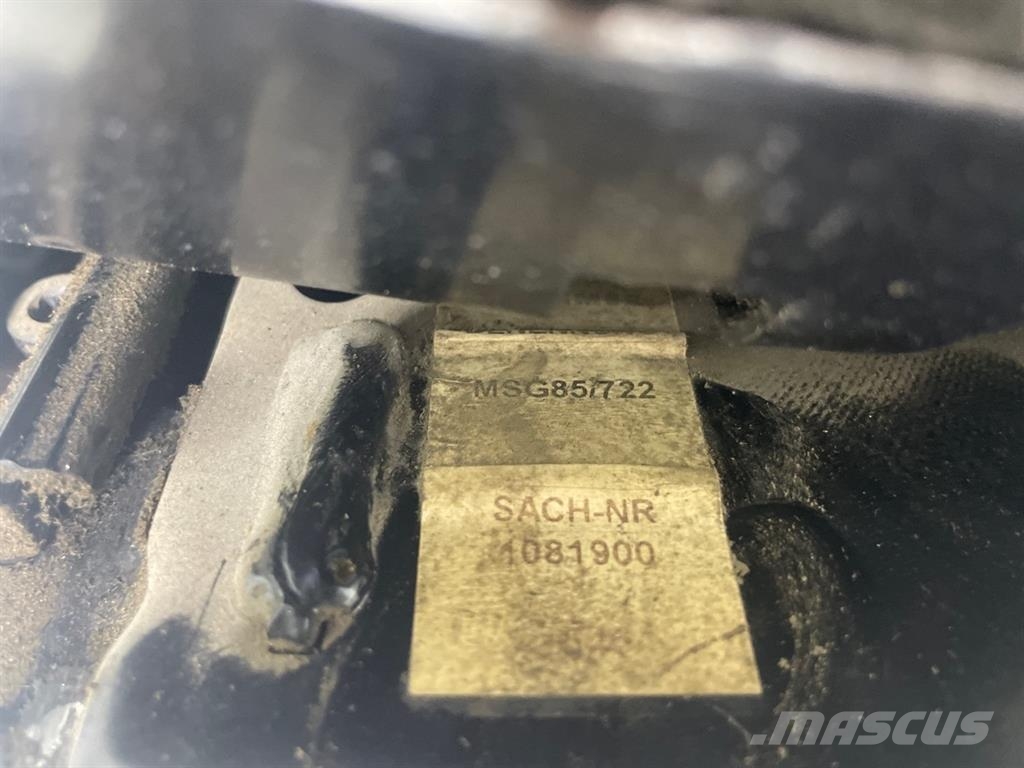 Liebherr A316-1081900-Grammer MSG85/722-Driver seat Kabinen