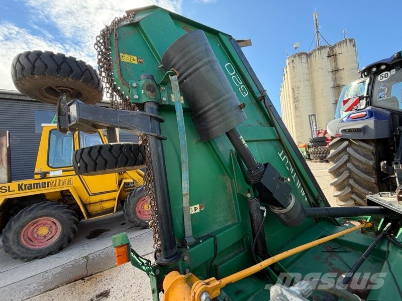 Spearhead MULTICUT 620 R Diger yol bakim makinalari
