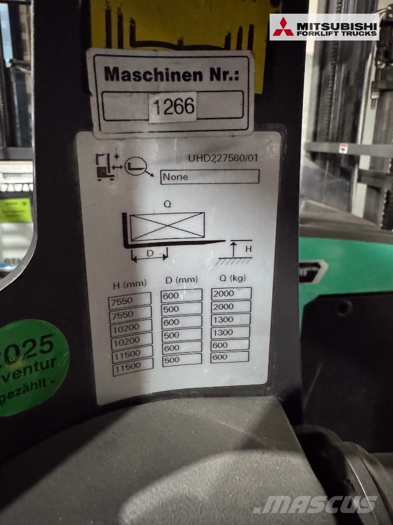 UniCarriers 200DTFVXG1150UHD - 8811 STD. Reach truck