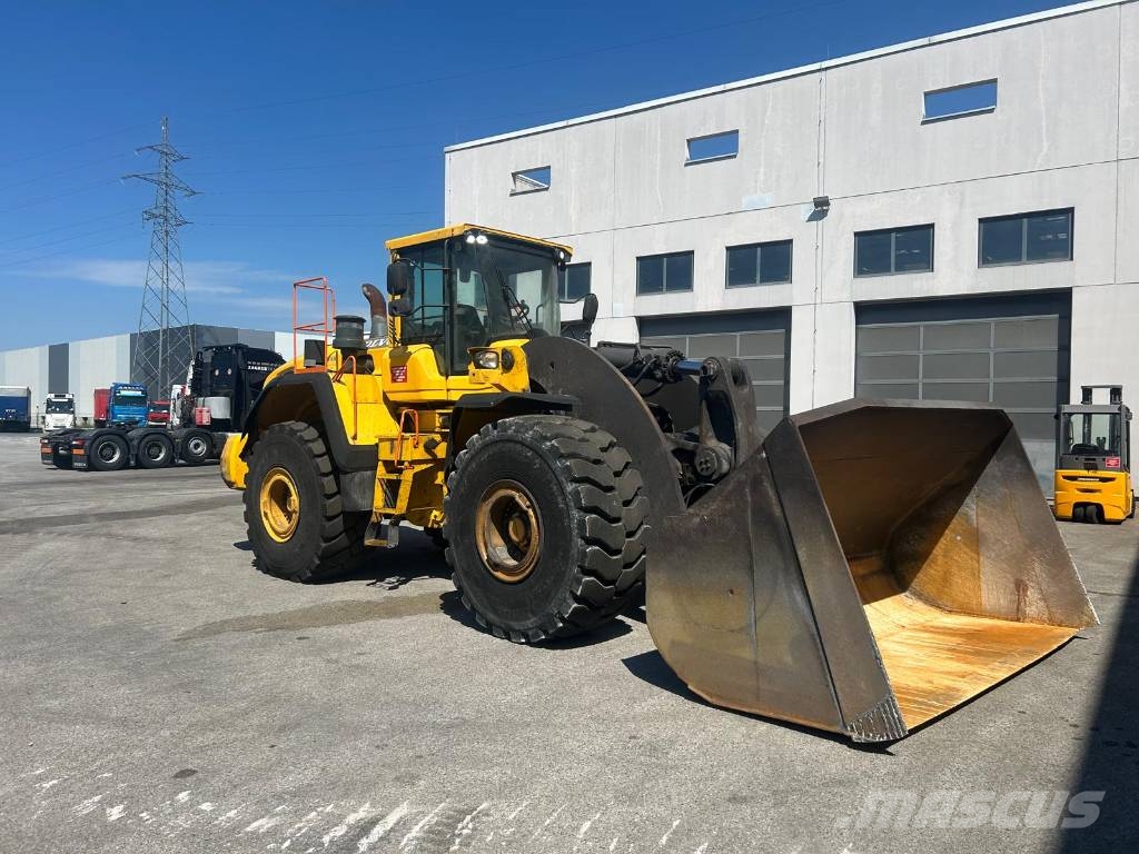 Volvo L250G Incarcator pe pneuri