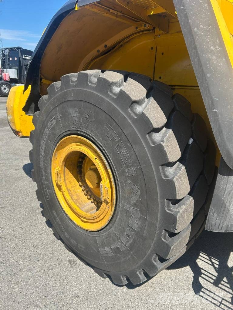 Volvo L250G Incarcator pe pneuri