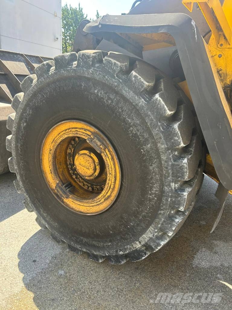 Volvo L250G Incarcator pe pneuri