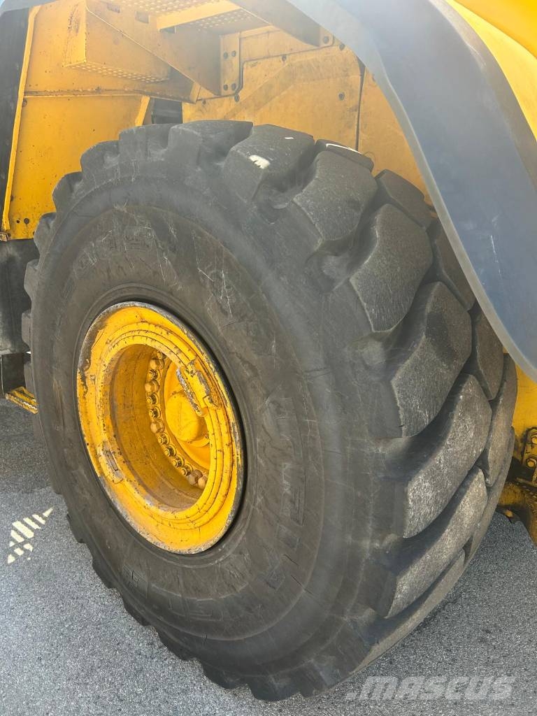 Volvo L250G Incarcator pe pneuri