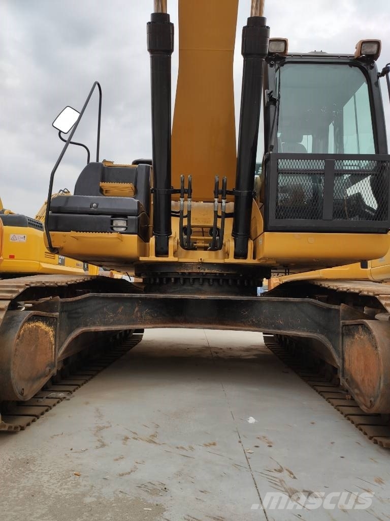 CAT 329 D Roomikekskavaatorid