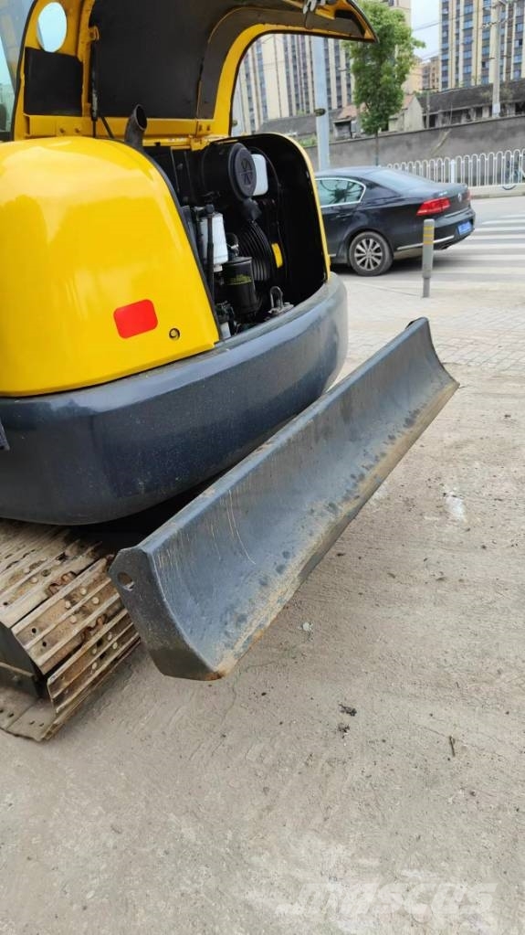 Komatsu PC 56-7 حفارات صغيرة أقل من 7 طن (حفارات صغيرة)