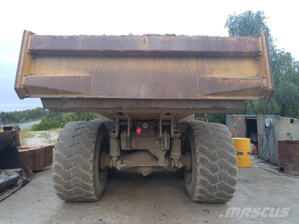 Komatsu HM 300-3 Karjeriniai savivarčiai