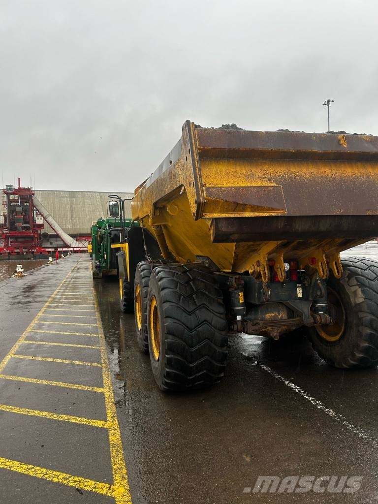 Komatsu HM 300-3 Karjeriniai savivarčiai