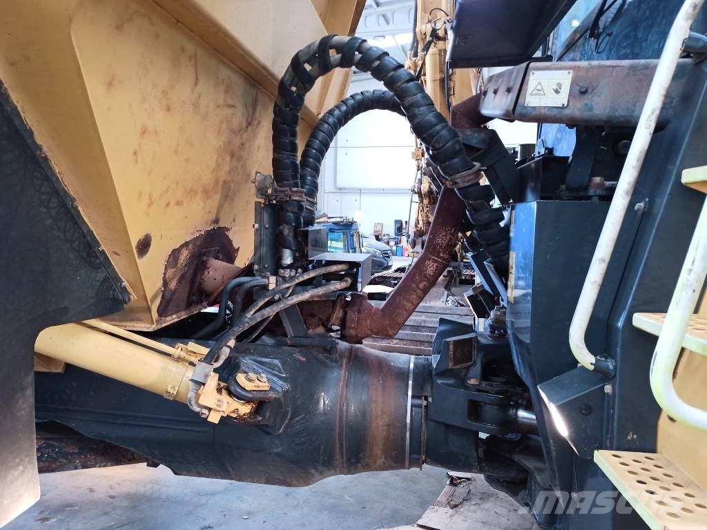Komatsu HM 300-3 Karjeriniai savivarčiai