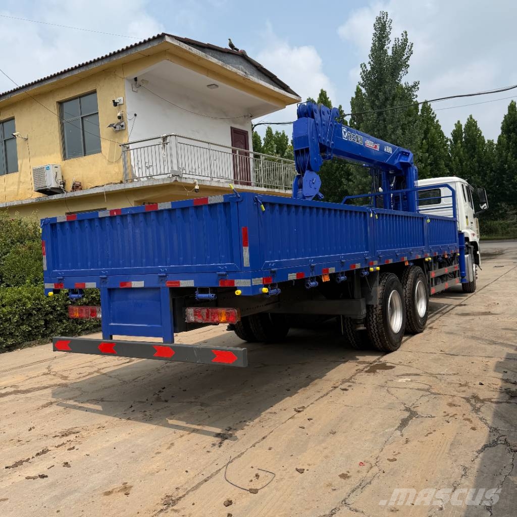 Hohan 6*4 +XCMG SQ16SK5Q truck-mounted crane 운송 장비 - 기타