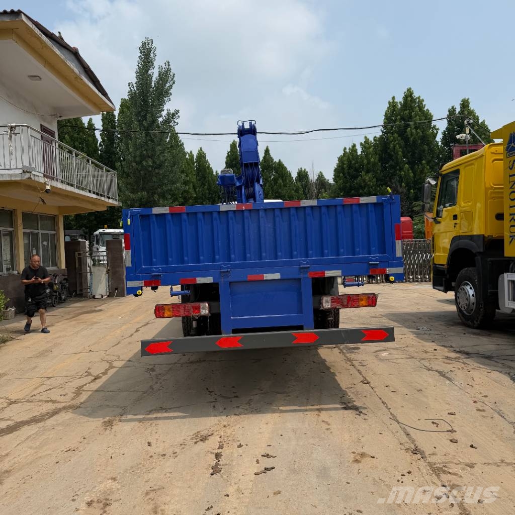 Hohan 6*4 +XCMG SQ16SK5Q truck-mounted crane 운송 장비 - 기타