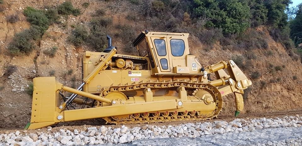 CAT D9G Pásové dozery