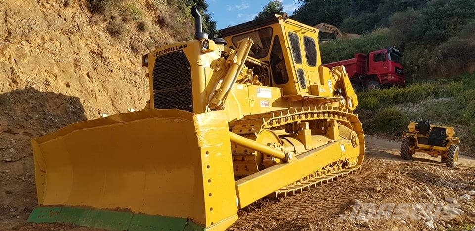 CAT D9G Pásové dozery