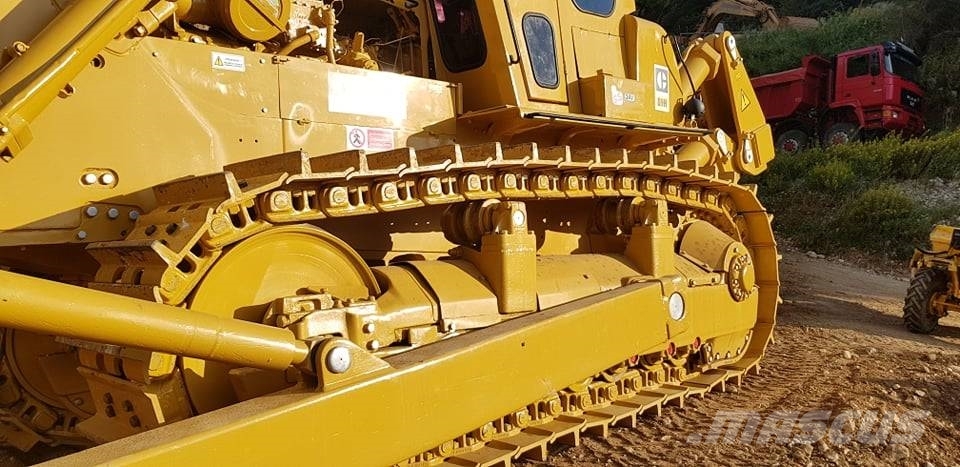 CAT D9G Pásové dozery