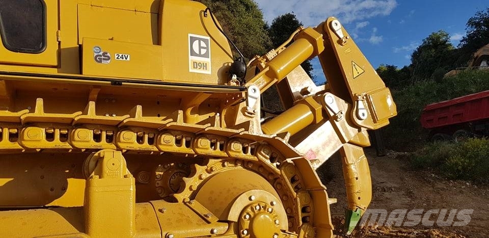 CAT D9G Pásové dozery