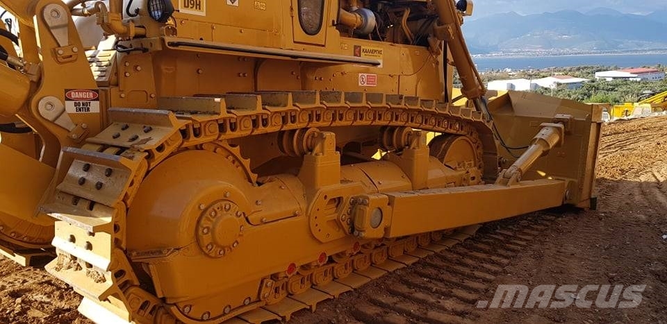 CAT D9G Pásové dozery