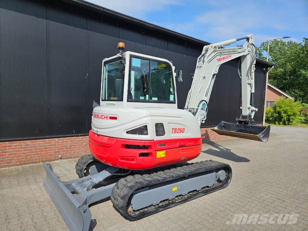 Takeuchi TB260 stage V Mini bageri < 7t