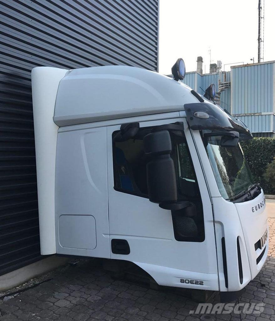 Iveco EUROCARGO HIGH ROOF EURO 5 2008 -> Kabine i unutrašnjost