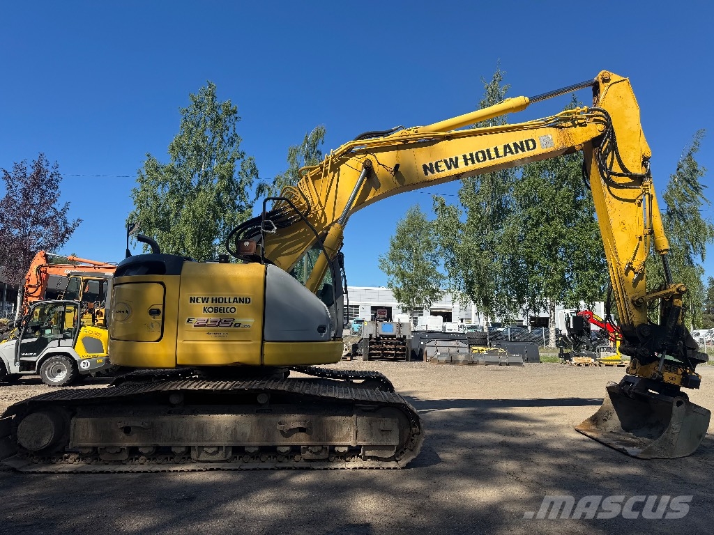New Holland E 235 B SR-2 Гусеничні екскаватори