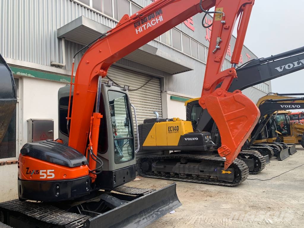 Hitachi ZX 55 حفارات صغيرة أقل من 7 طن (حفارات صغيرة)