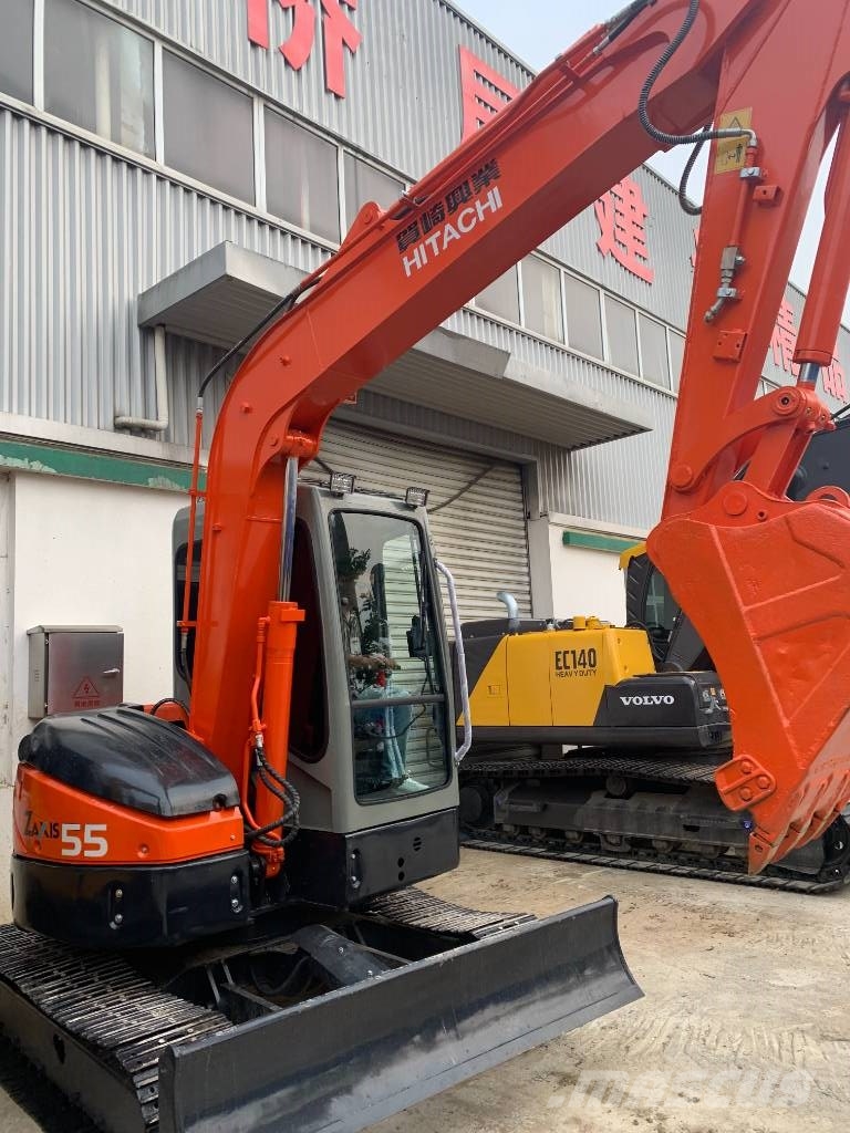 Hitachi ZX 55 حفارات صغيرة أقل من 7 طن (حفارات صغيرة)