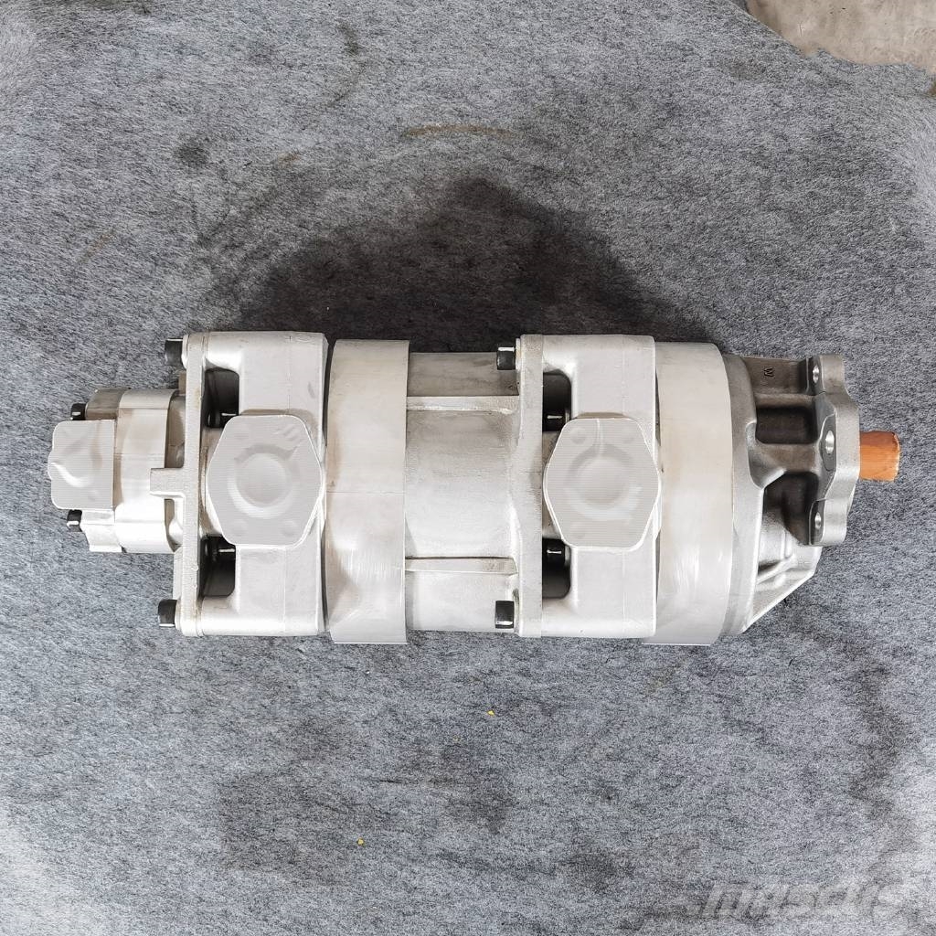 Komatsu WA470-5 Gear Pump 705-55-43000 705-51-30580 トランスミッション