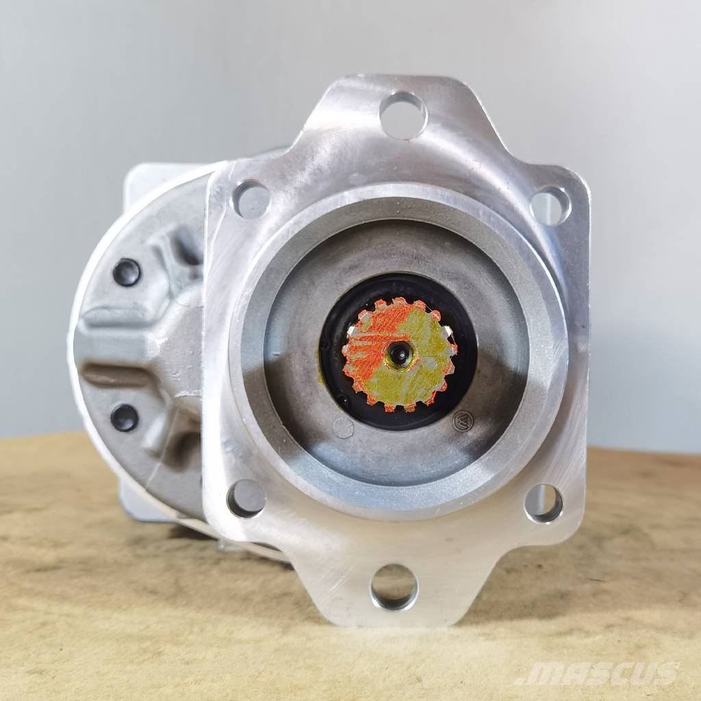 Komatsu WA470-5 Gear Pump 705-55-43000 705-51-30580 トランスミッション